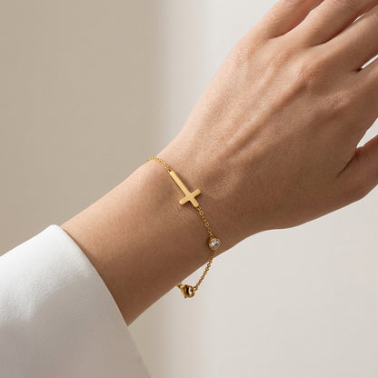 Solenne | Armband met Kruis Hanger